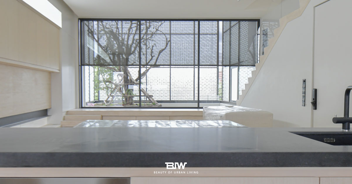เติมเต็มการอยู่อาศัยที่สมบูรณ์แบบ: ด้วยม่านม้วน Outdoor จาก BIW Products
